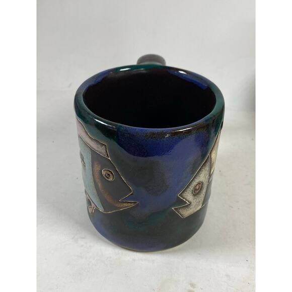 Mara Stoneware Fish Mug 16oz - Picture 3 of 5